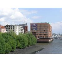 641_P8140011 Veränderungen in Hamburg Altona - Ufer der Elbe beim Altonaer Holzhafen. (2003) | Grosse Elbstrasse - Bilder vom Altonaer Hafenrand.